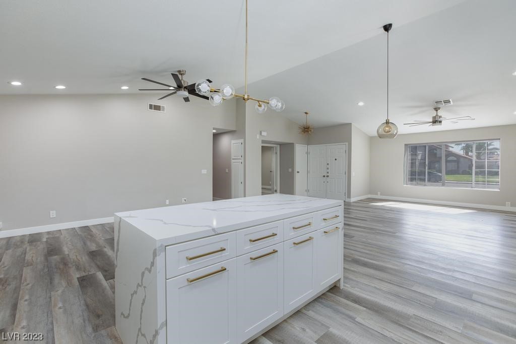 335 Simon Bolivar Drive