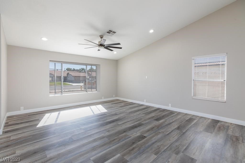 335 Simon Bolivar Drive