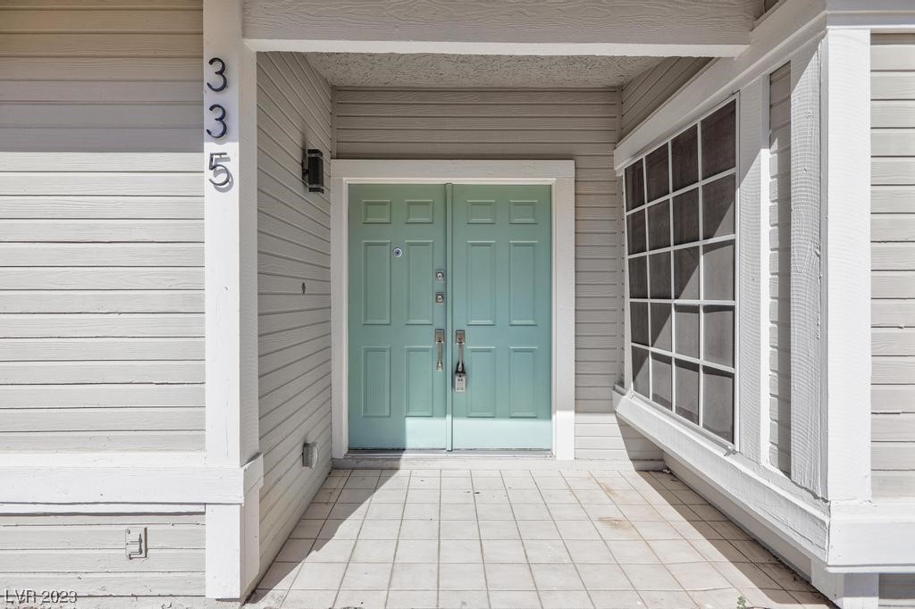 335 Simon Bolivar Drive