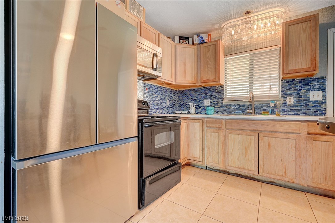 2609 Seven Pines Place
