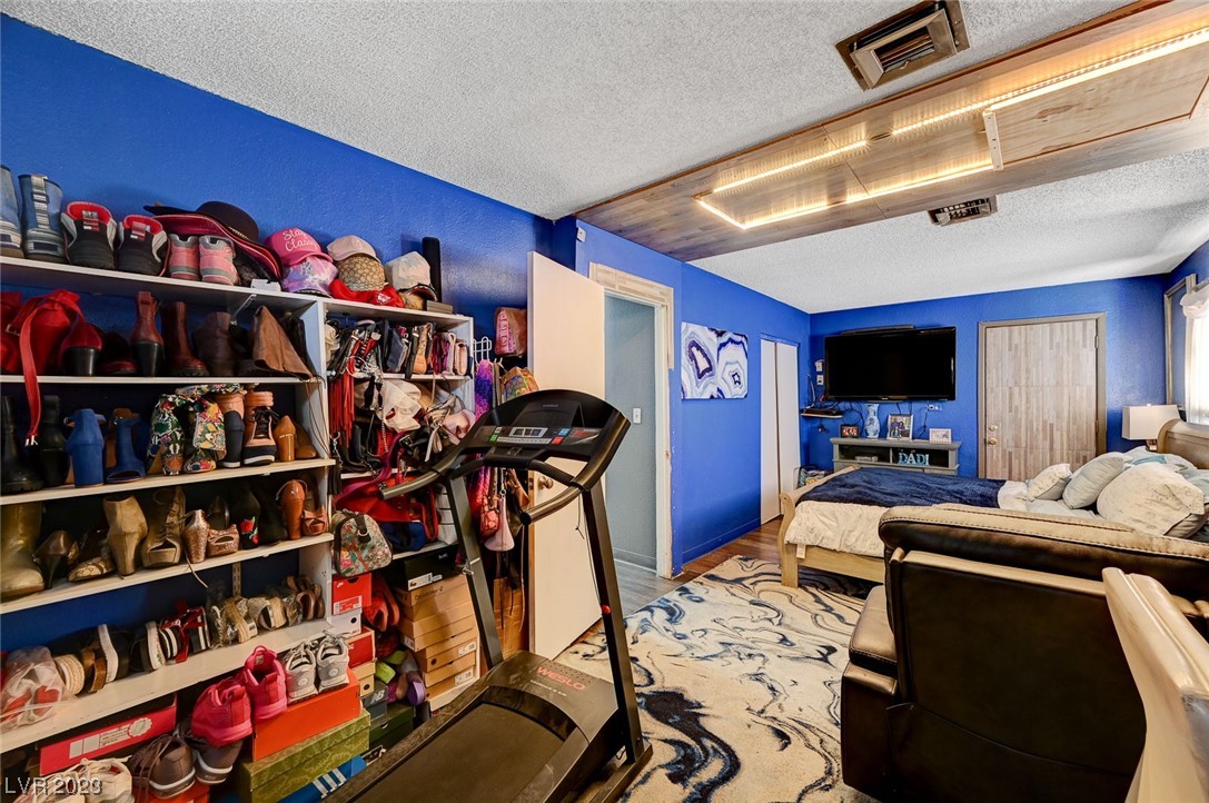 2609 Seven Pines Place