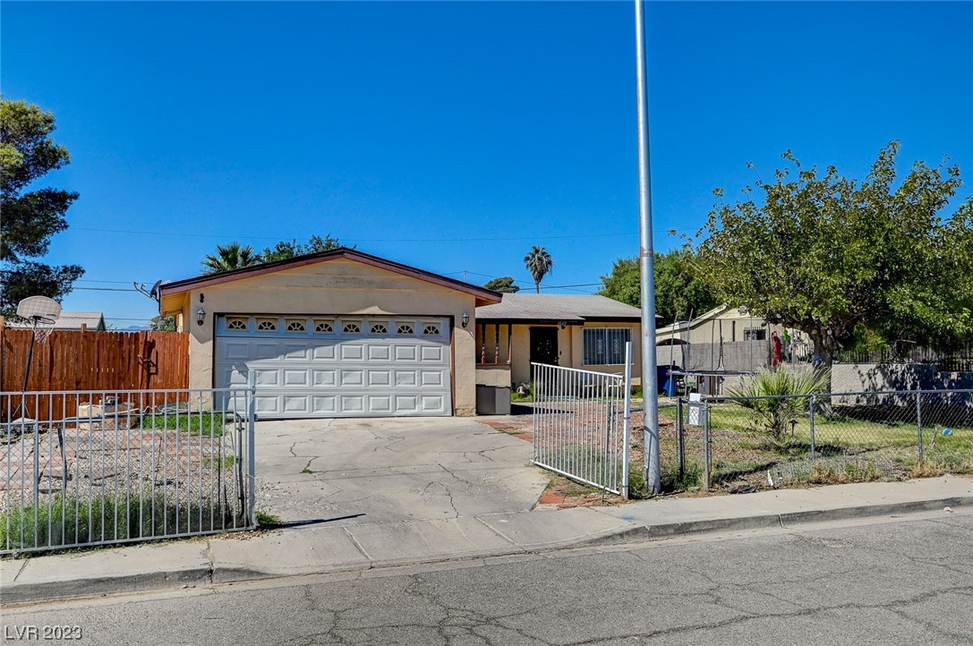 2609 Seven Pines Place