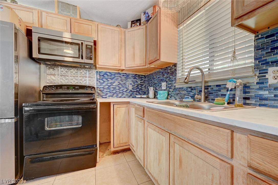 2609 Seven Pines Place
