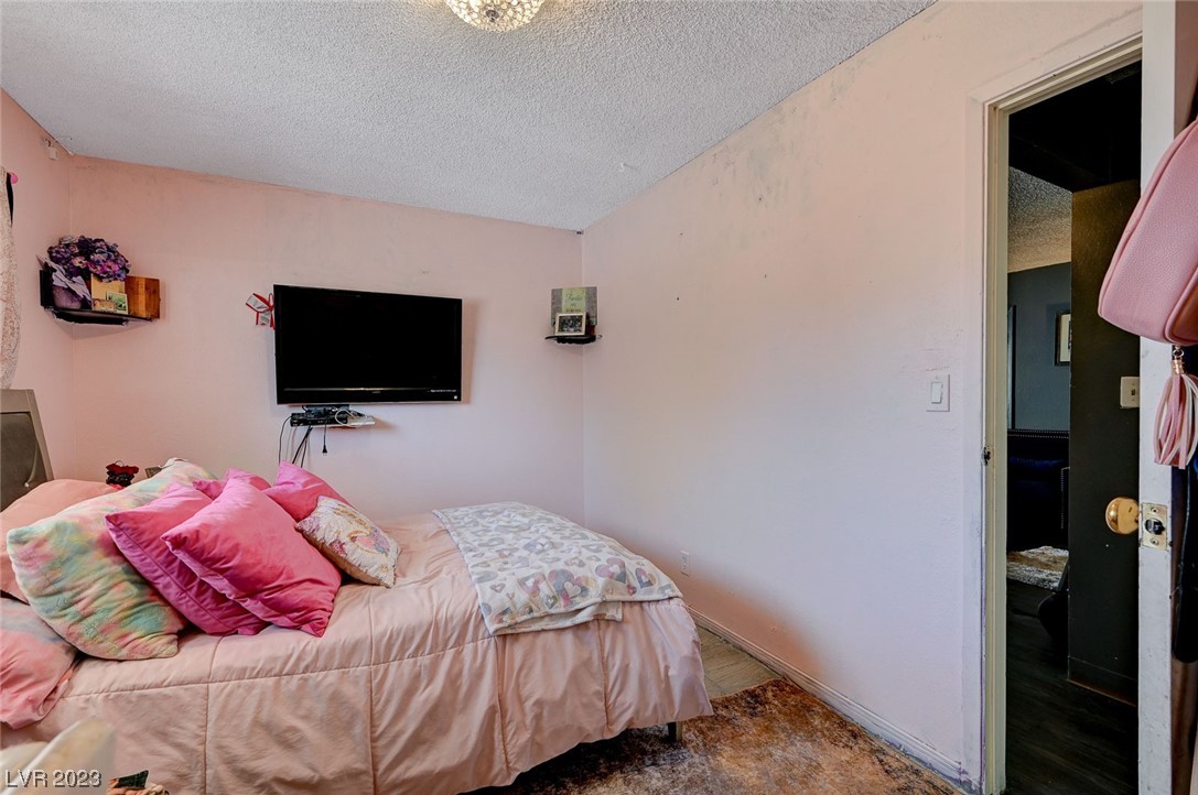 2609 Seven Pines Place