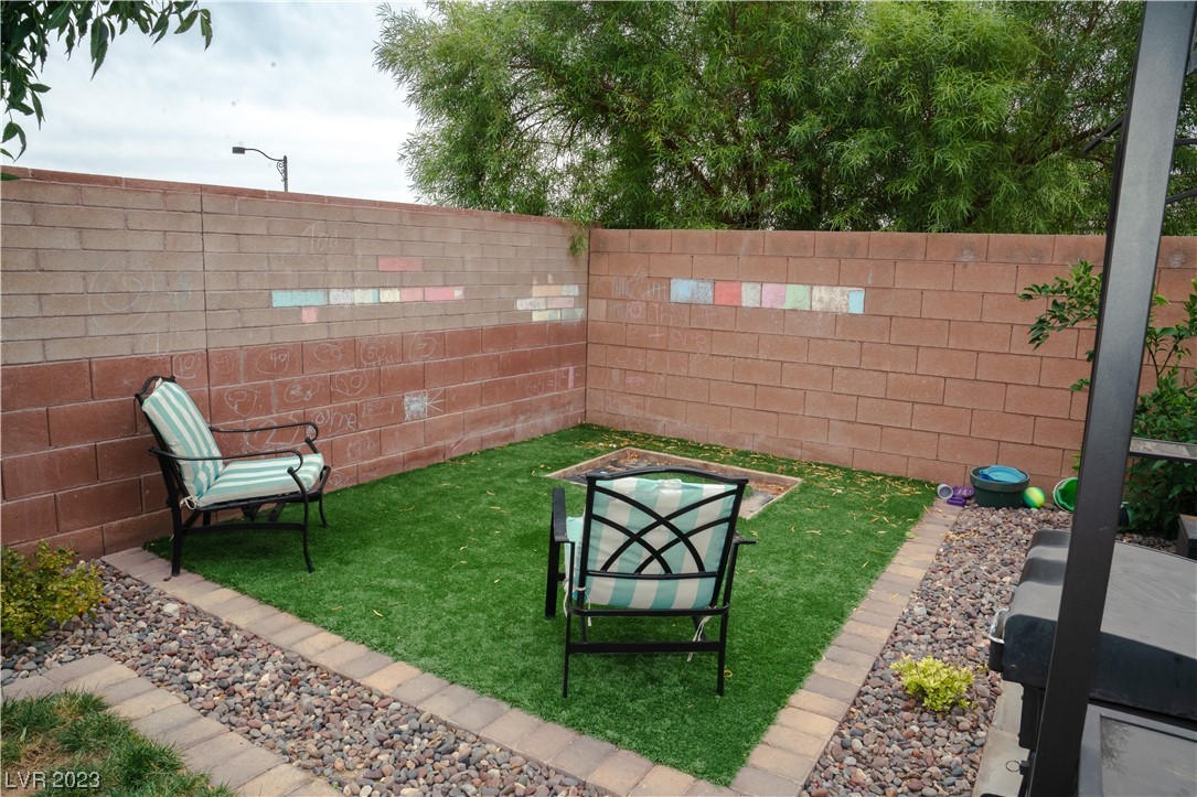 7736 Sundial Peak Street