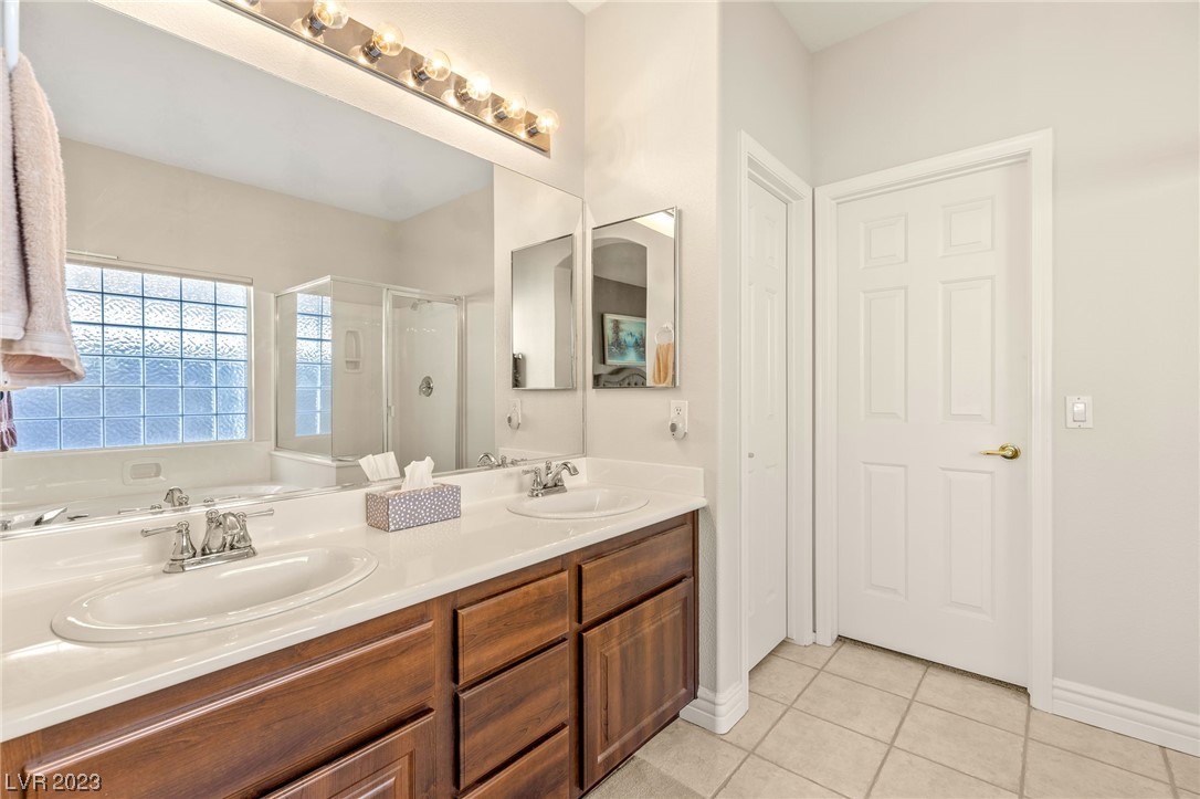 812 Royal Elm Lane