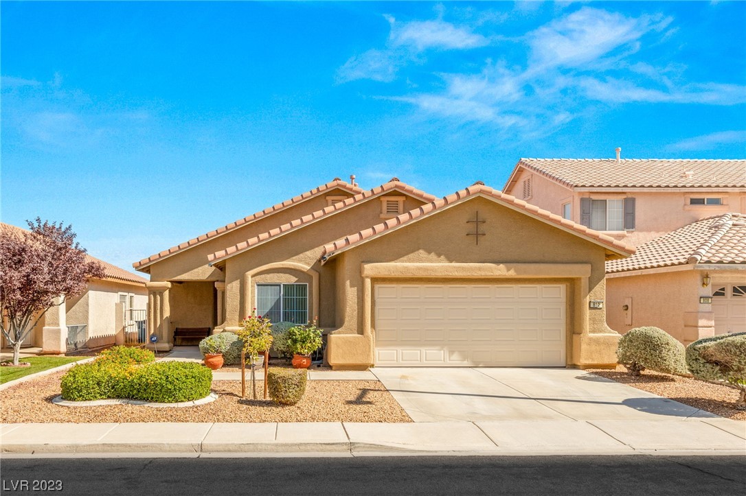 812 Royal Elm Lane
