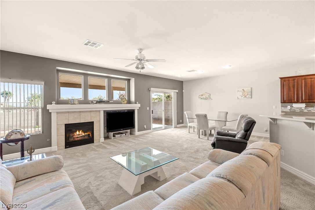 812 Royal Elm Lane