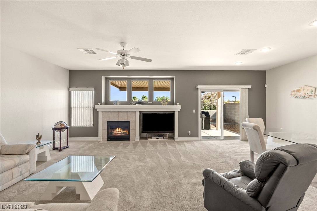 812 Royal Elm Lane