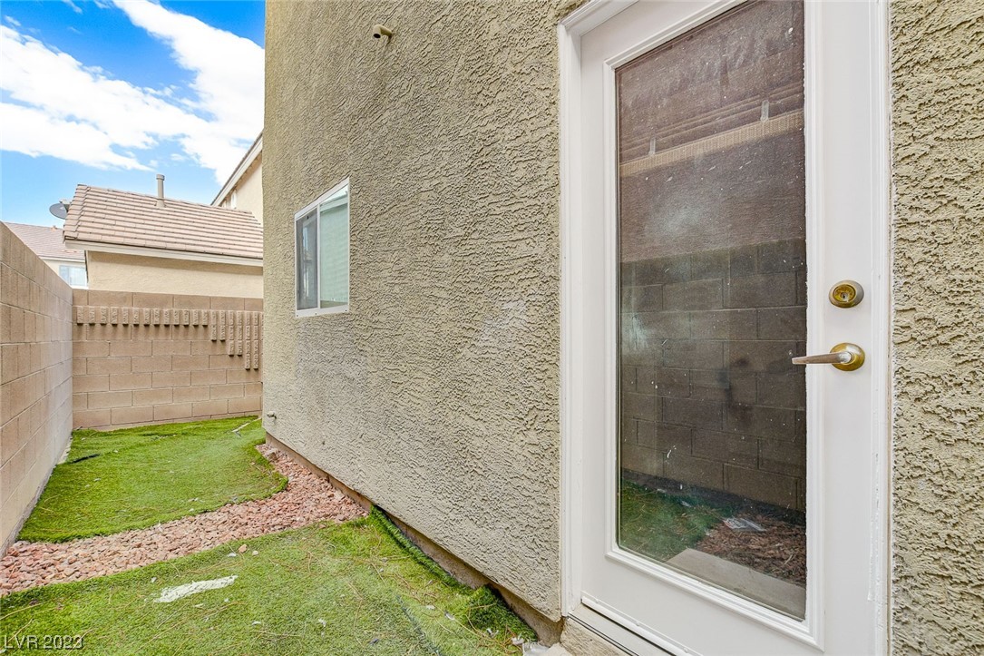 5208 Starter Avenue