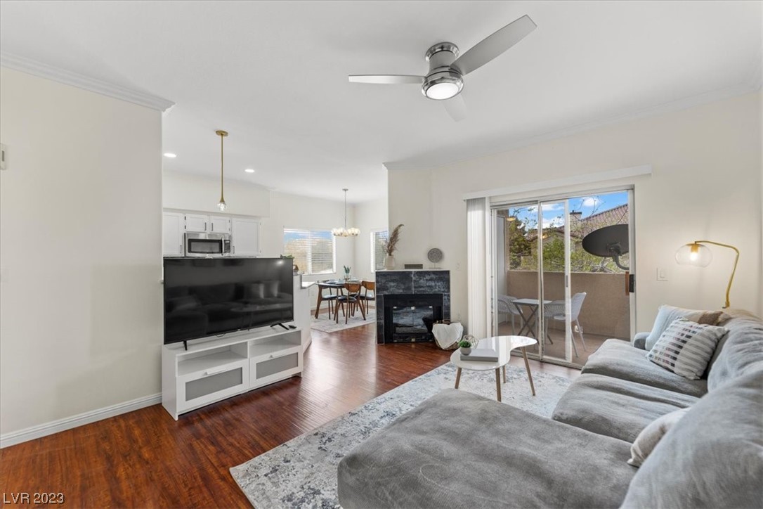 8501 W University Avenue Unit: 2109