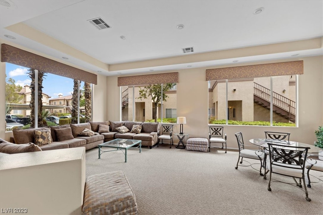 8501 W University Avenue Unit: 2109