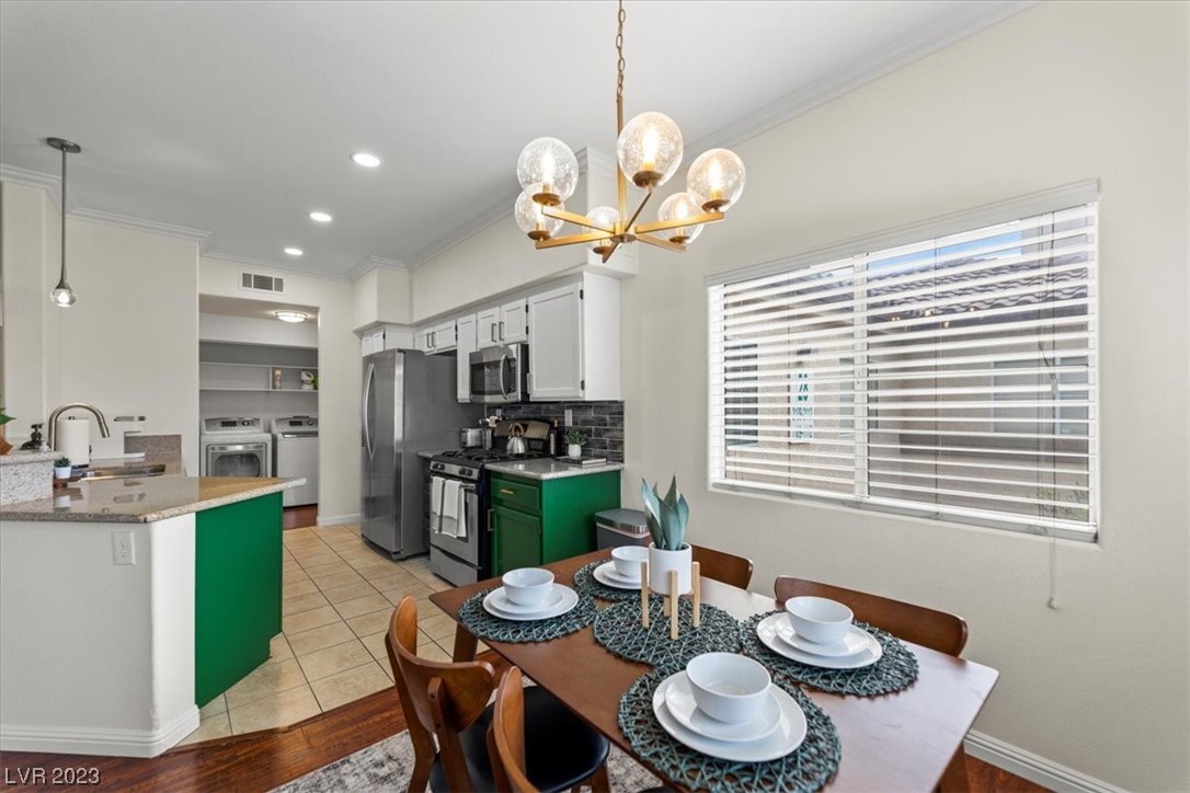 8501 W University Avenue Unit: 2109