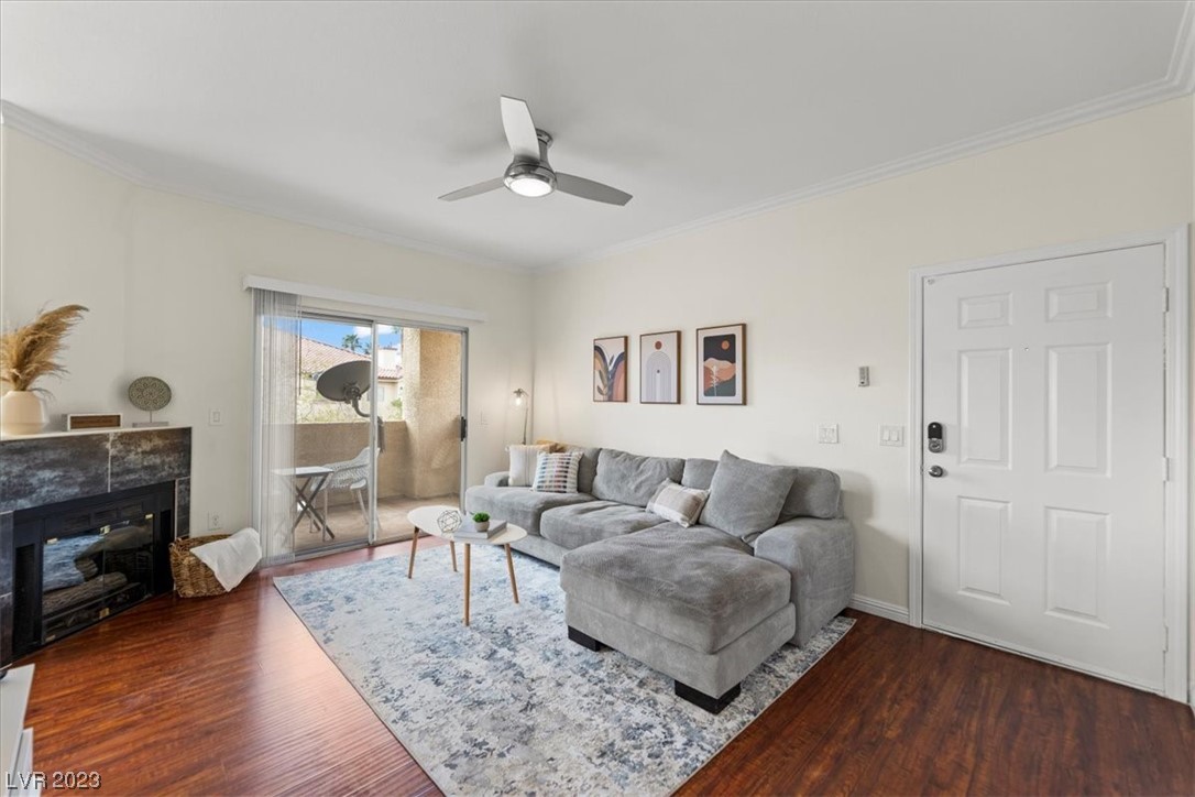 8501 W University Avenue Unit: 2109