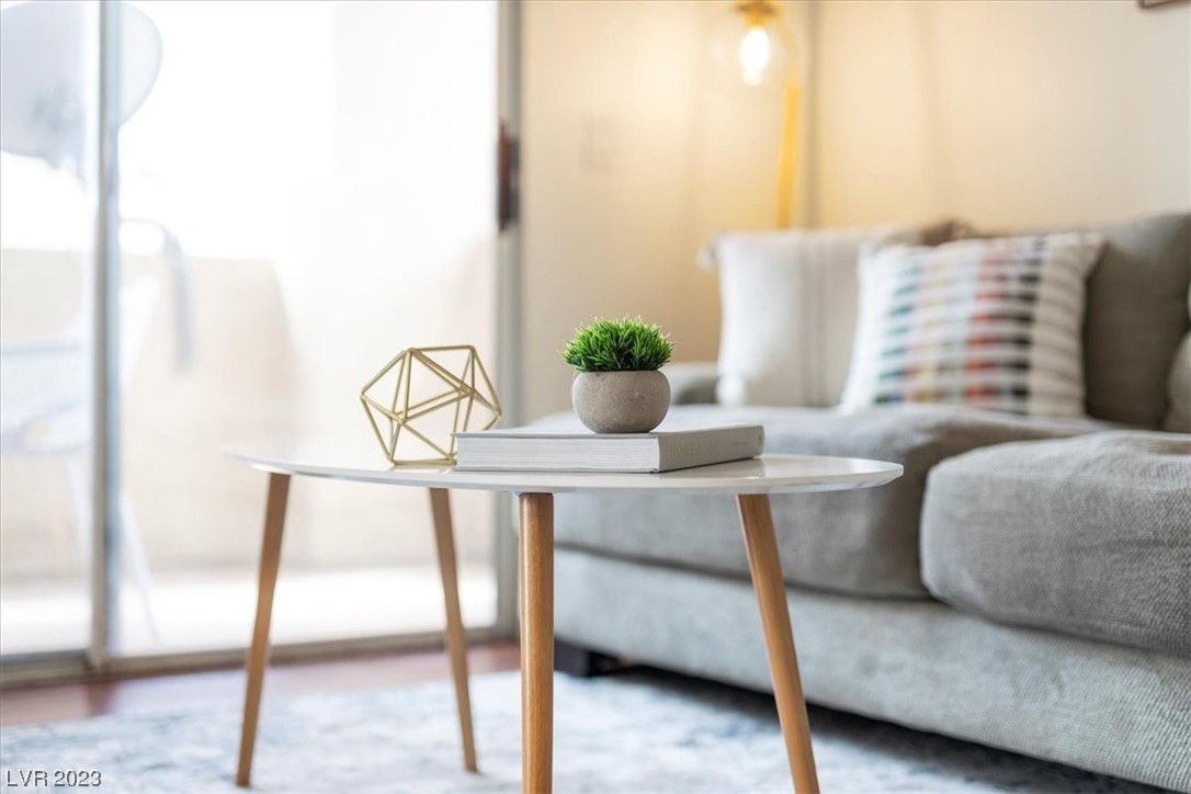 8501 W University Avenue Unit: 2109