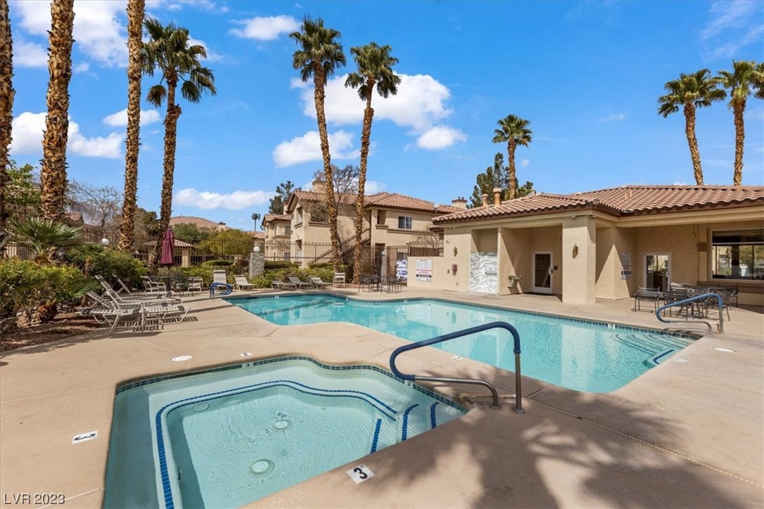 8501 W University Avenue Unit: 2109