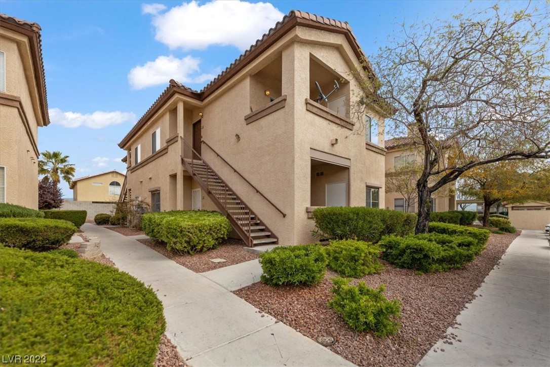 8501 W University Avenue Unit: 2109