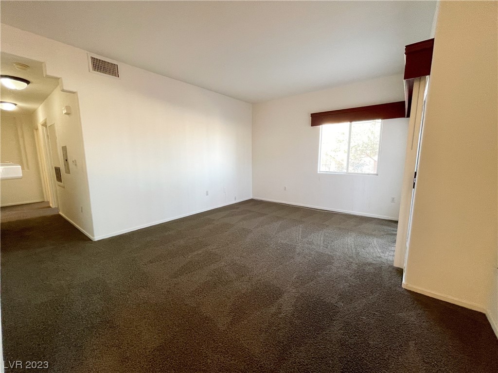 2110 Los Feliz Street 1074