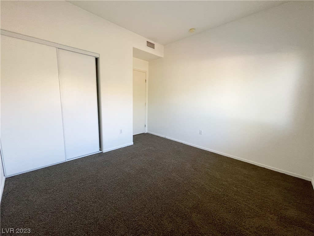 2110 Los Feliz Street 1074