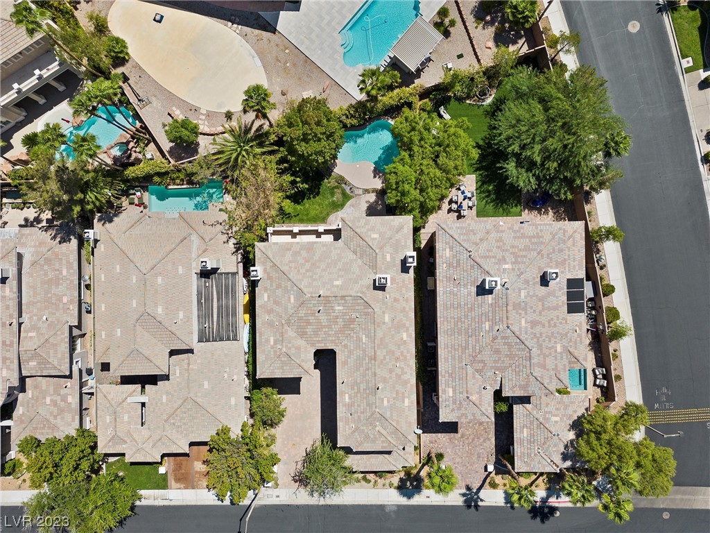 416 Pinnacle Heights Lane