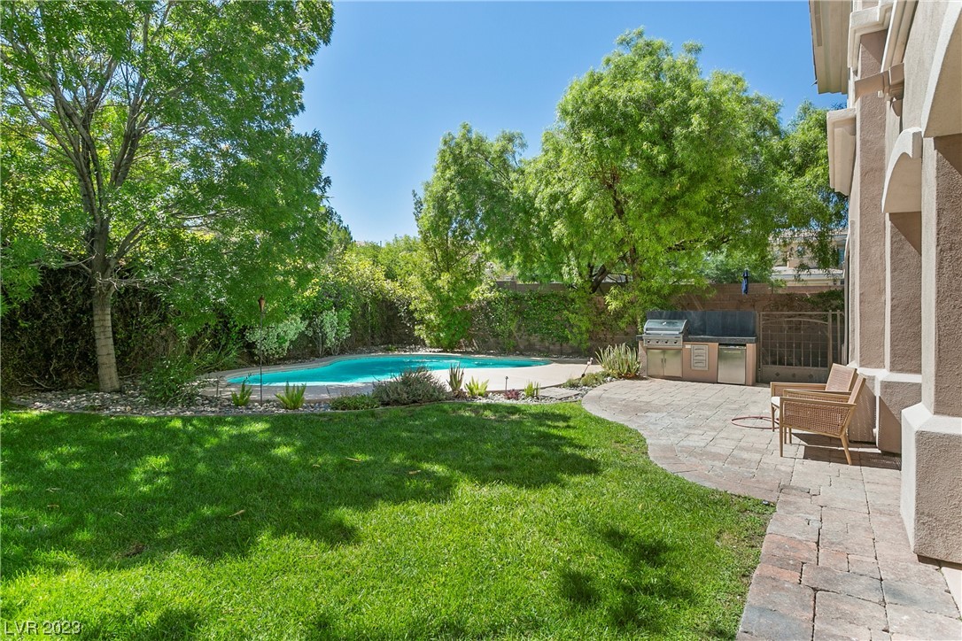 416 Pinnacle Heights Lane