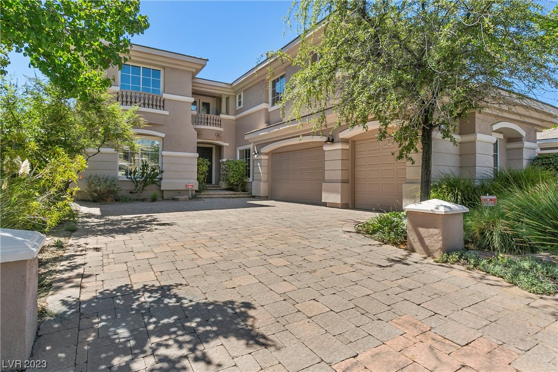 416 Pinnacle Heights Lane