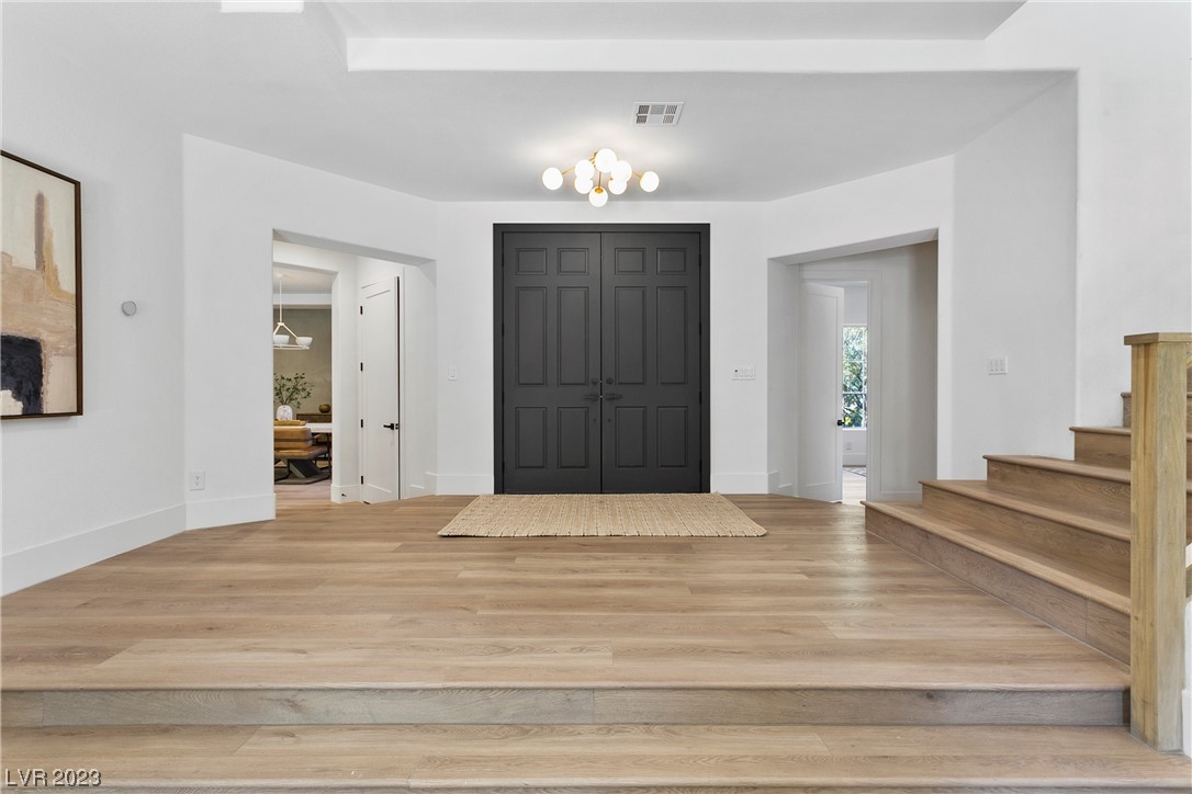 416 Pinnacle Heights Lane