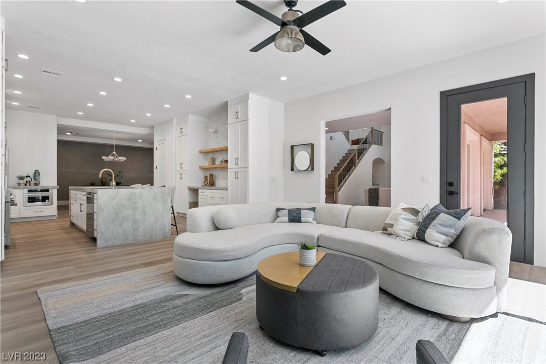 416 Pinnacle Heights Lane