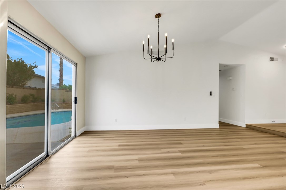 1783 Mapleton Lane