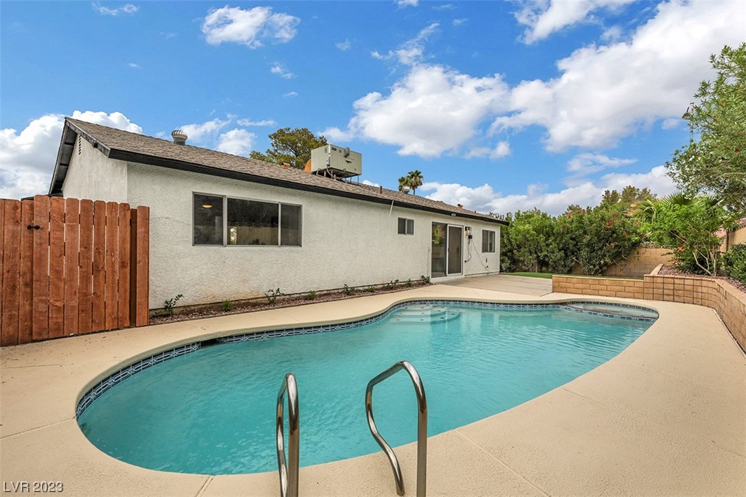 1783 Mapleton Lane