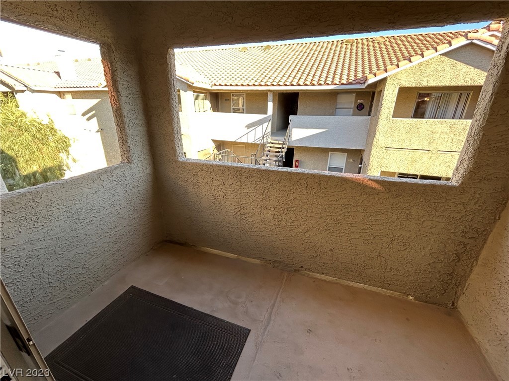 4200 South Valley View Boulevard 3083