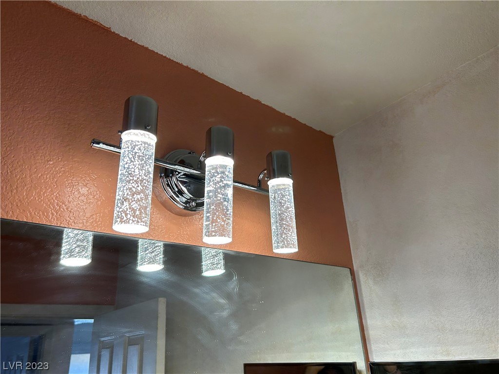 4200 South Valley View Boulevard 3083