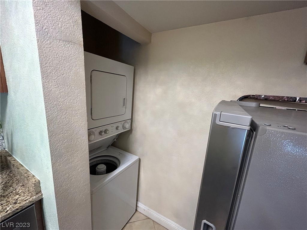 4200 South Valley View Boulevard 3083