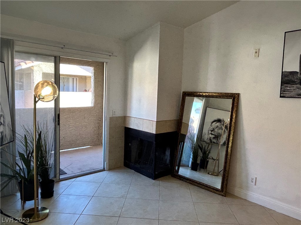 4200 South Valley View Boulevard 3083