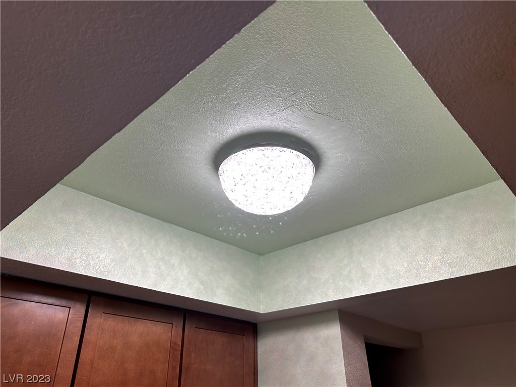 4200 South Valley View Boulevard 3083