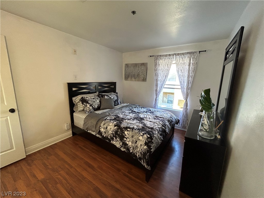 4200 South Valley View Boulevard 3083