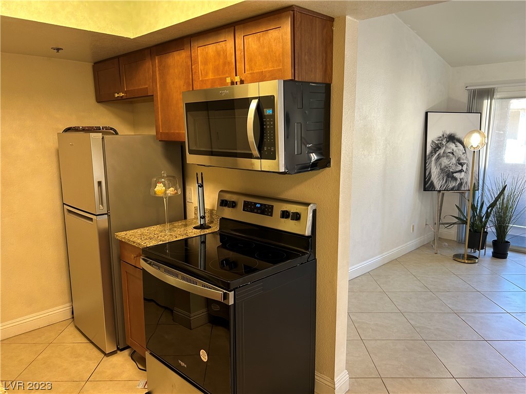 4200 South Valley View Boulevard 3083