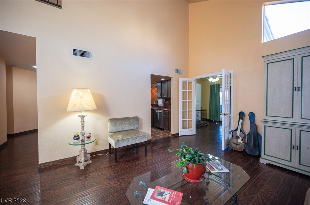 2706 Knightsbridge Road