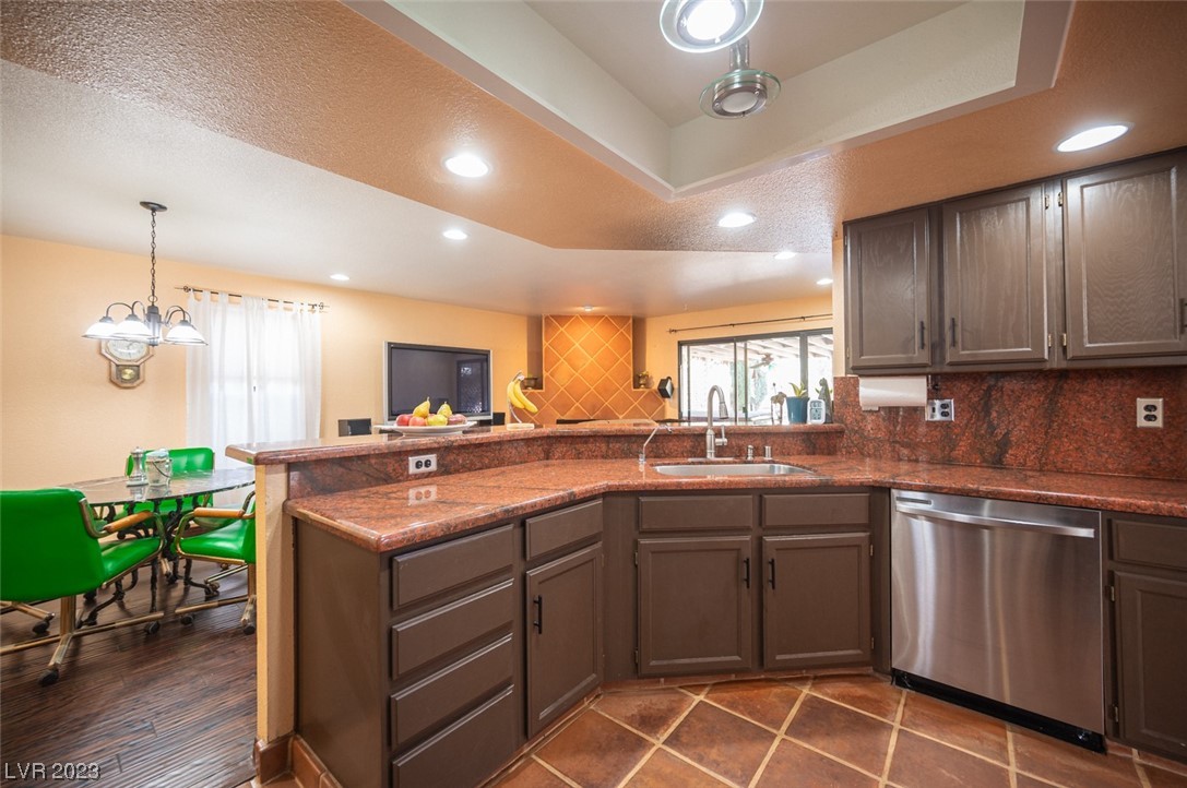 2706 Knightsbridge Road