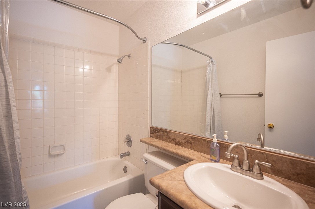 2706 Knightsbridge Road