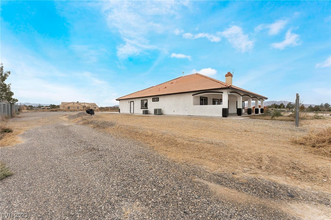 4260 East Navajo Boulevard