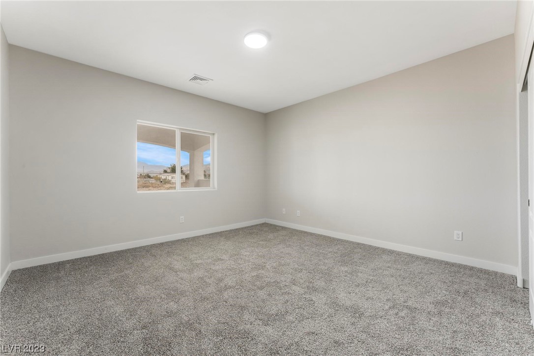 4260 East Navajo Boulevard