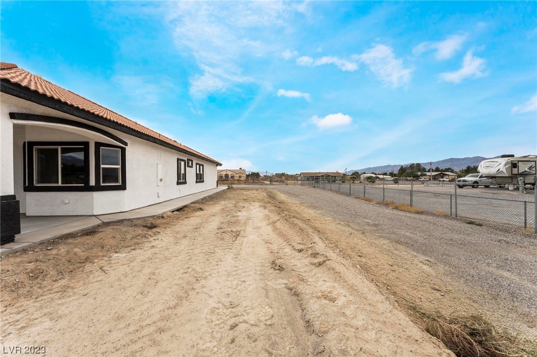 4260 East Navajo Boulevard