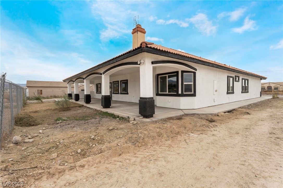 4260 East Navajo Boulevard