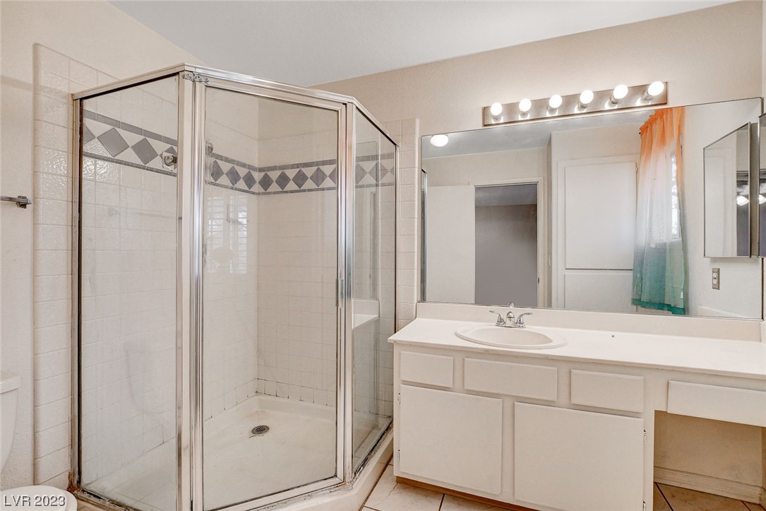 5135 Souvenir Lane 0