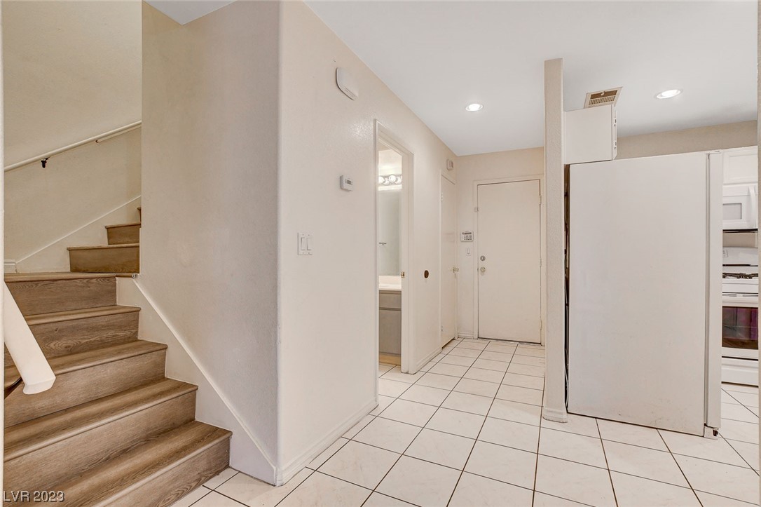 5135 Souvenir Lane 0