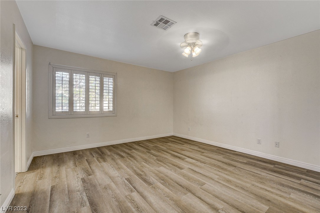 5135 Souvenir Lane 0