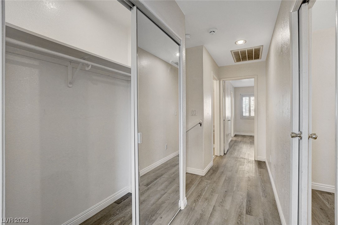 5135 Souvenir Lane 0