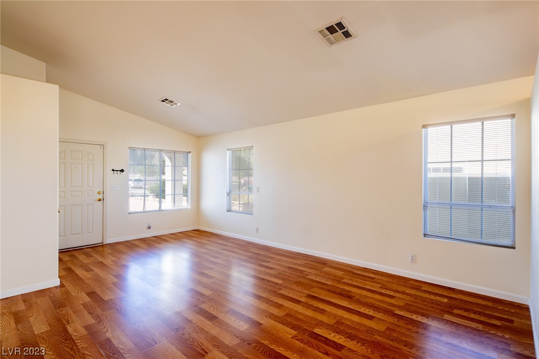 3936 Copper Glen Street