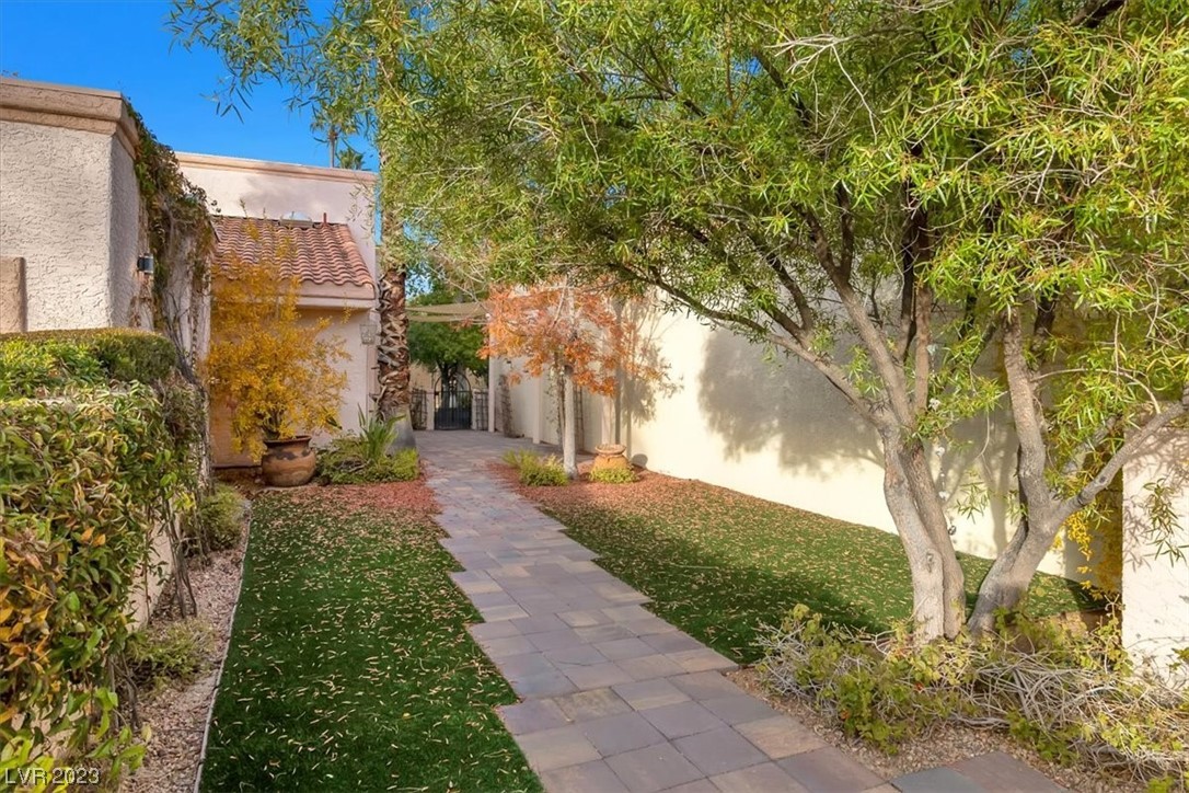 3366 Brookfield Drive